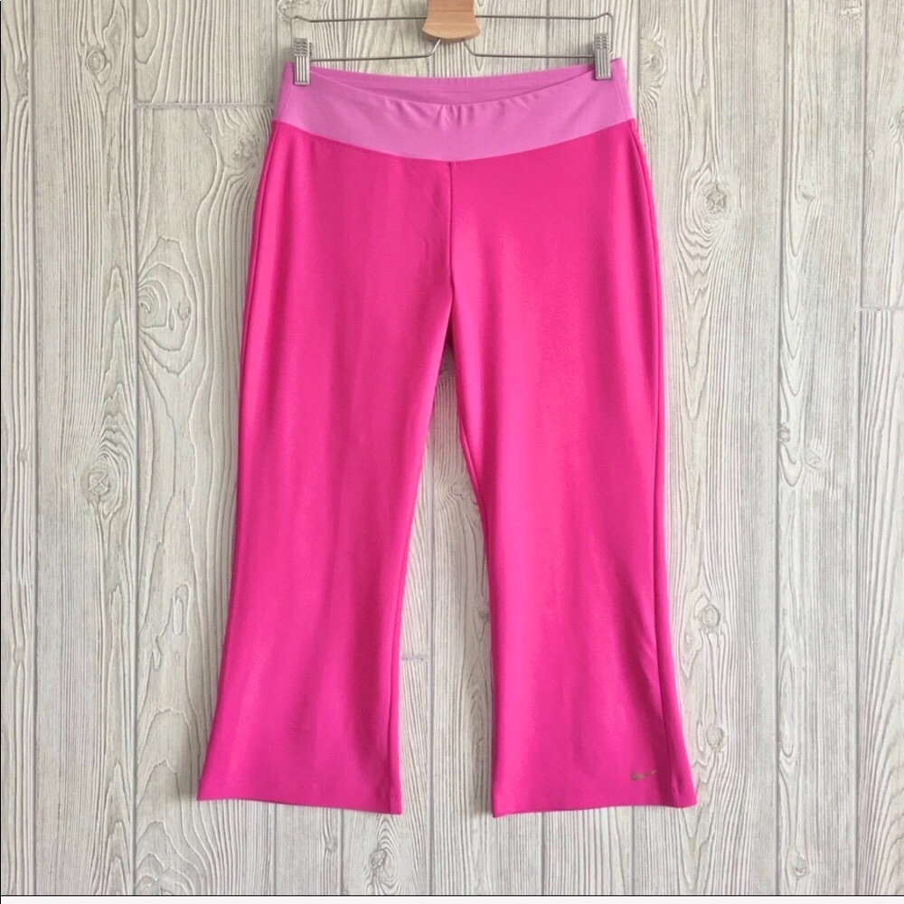Nike DRI-FIT Size 10 Cropped Pink Pants